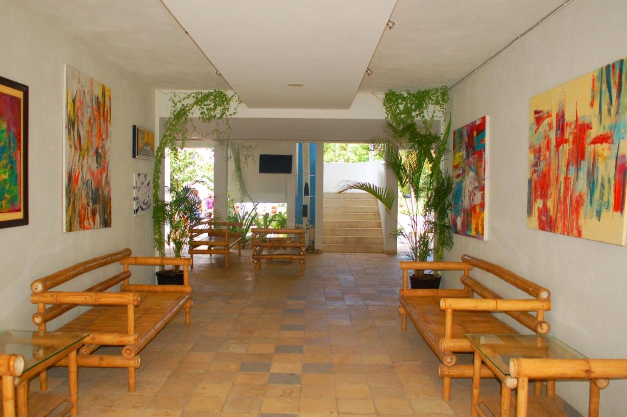 Axkan Tulum Bagian luar foto