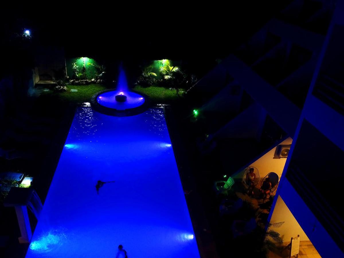 Axkan Tulum Bagian luar foto