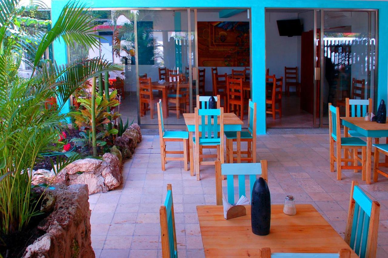 Axkan Tulum Bagian luar foto