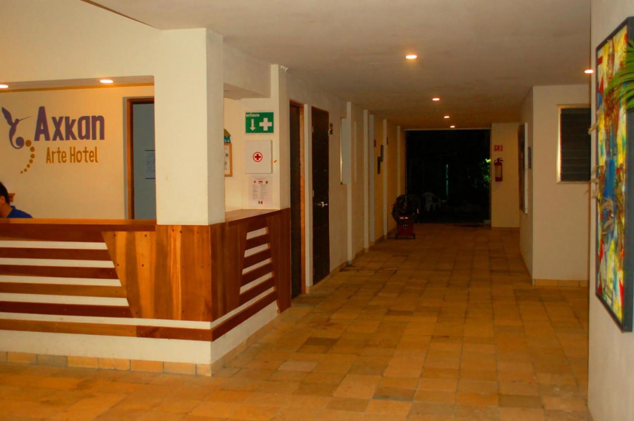 Axkan Tulum Bagian luar foto