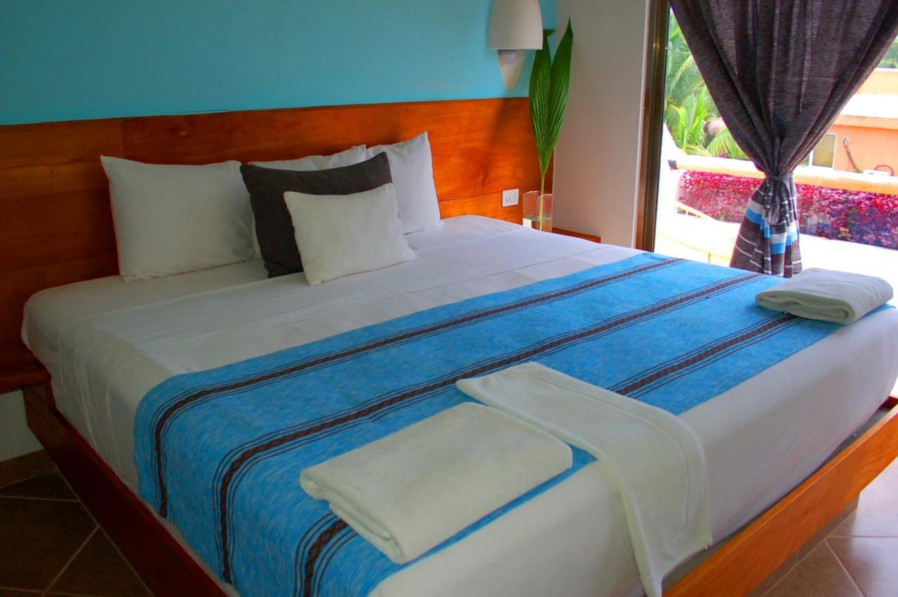 Axkan Tulum Bagian luar foto