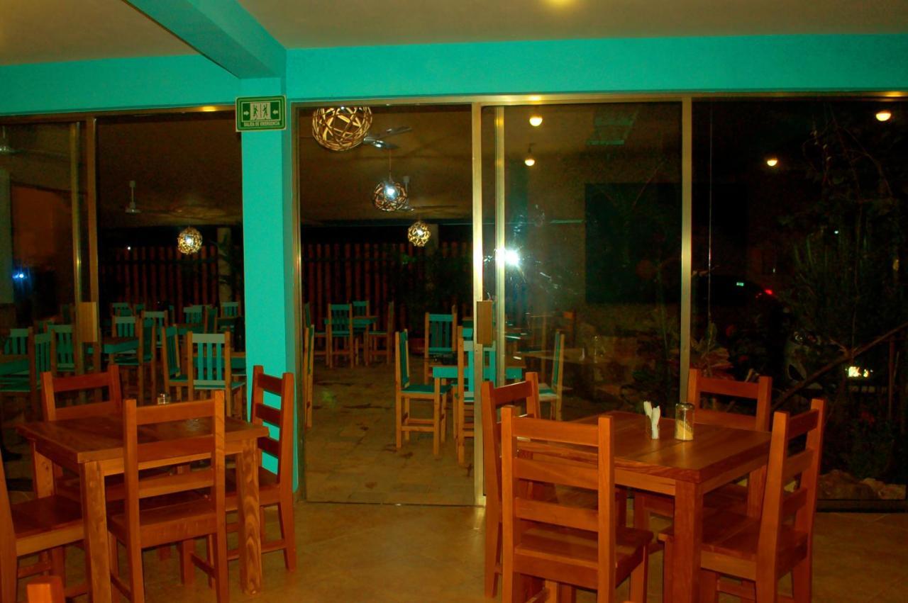 Axkan Tulum Bagian luar foto