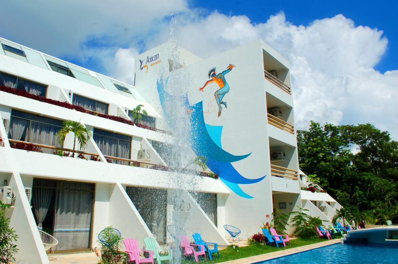 Axkan Tulum Bagian luar foto