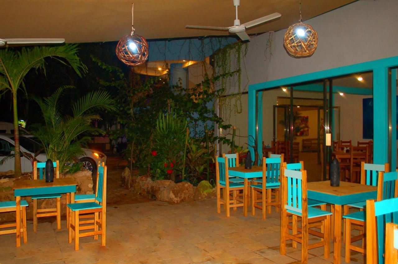 Axkan Tulum Bagian luar foto