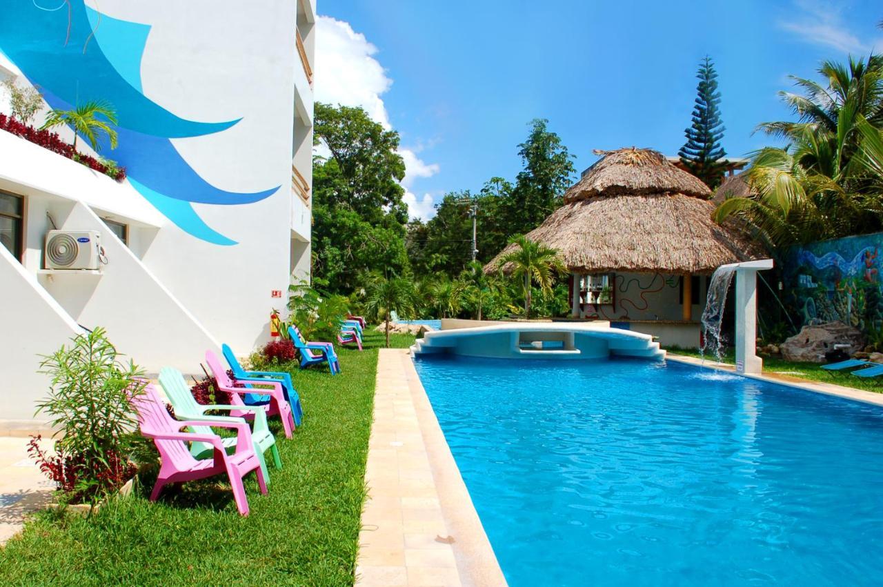 Axkan Tulum Bagian luar foto