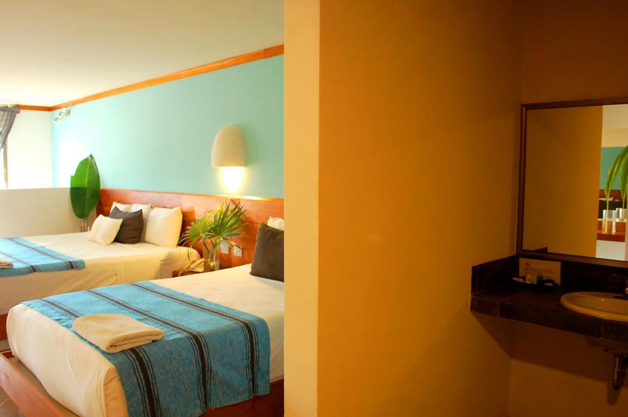 Axkan Tulum Bagian luar foto