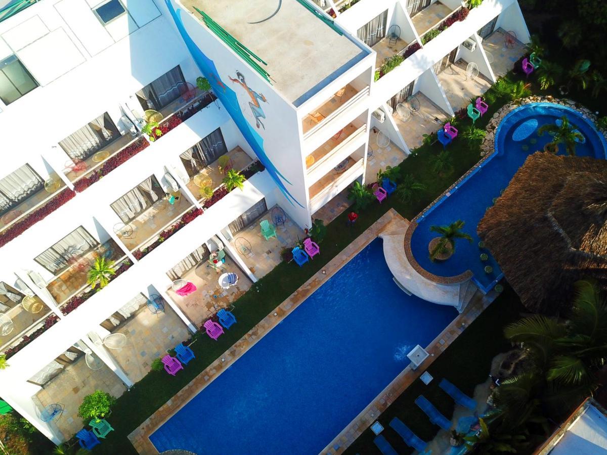 Axkan Tulum Bagian luar foto