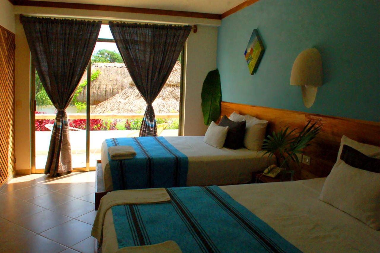 Axkan Tulum Bagian luar foto