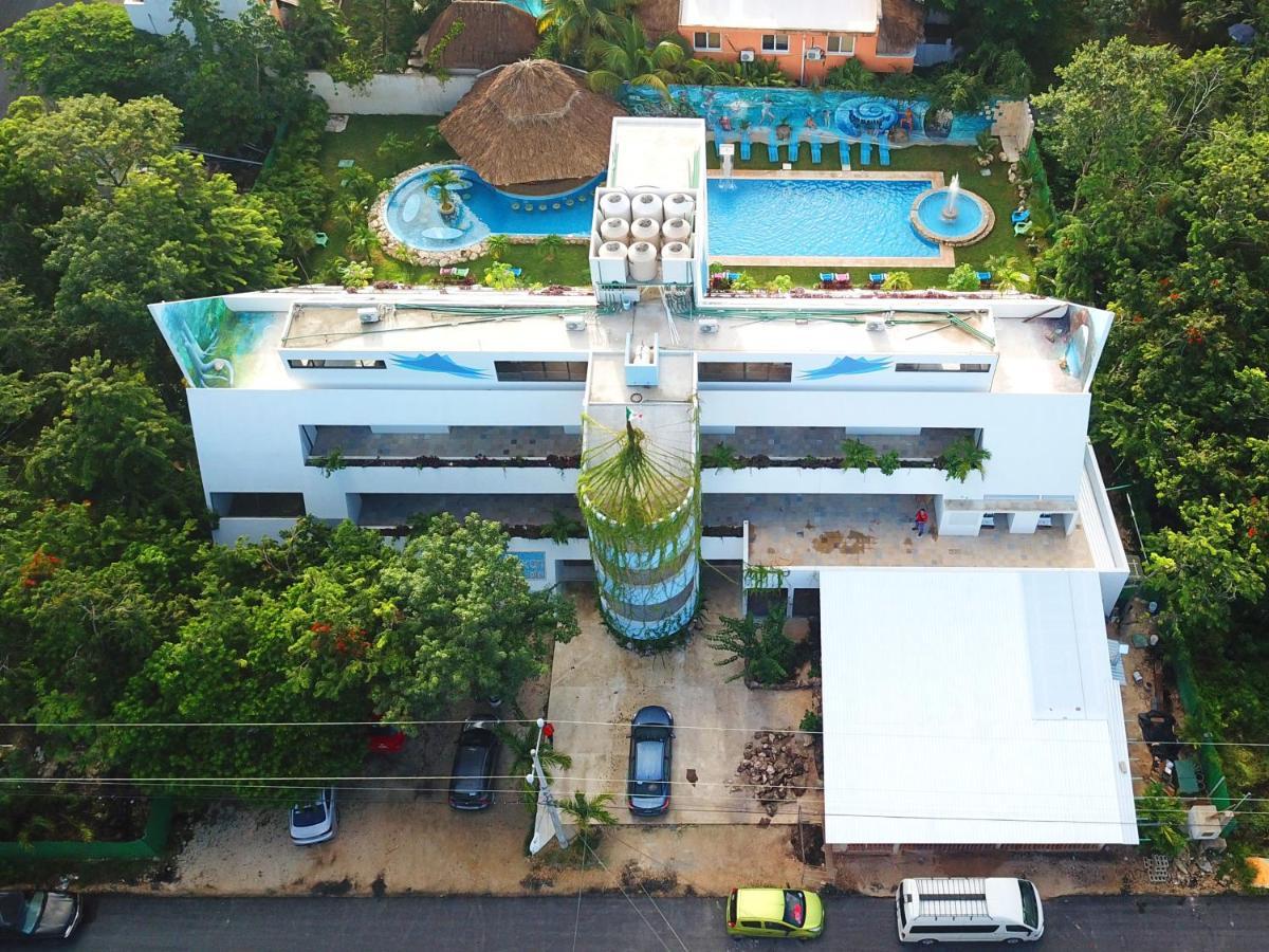 Axkan Tulum Bagian luar foto